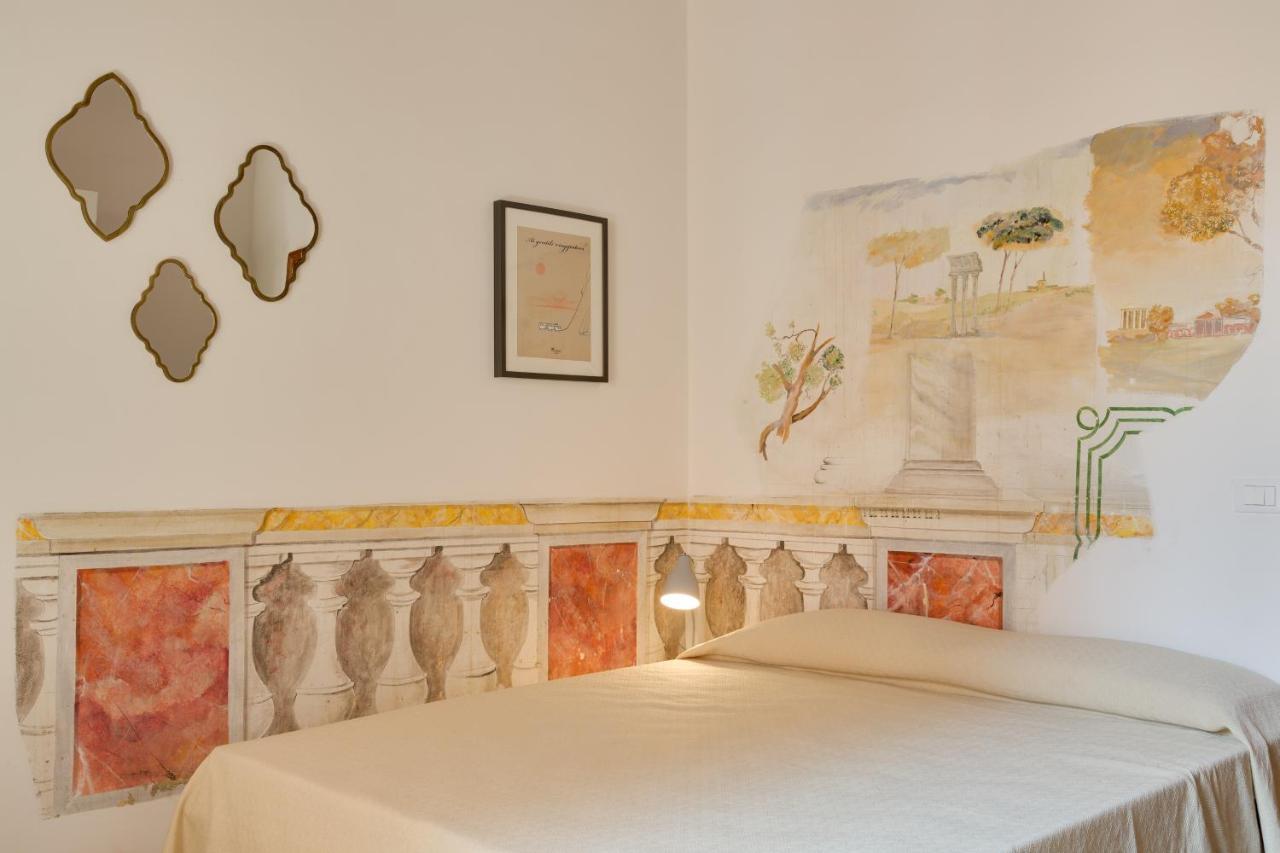 Romac Baullari Holiday Apartment In Campo De Fiori Exterior photo