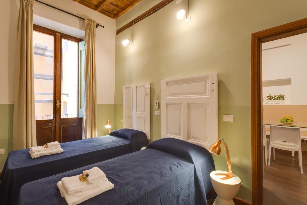 Romac Baullari Holiday Apartment In Campo De Fiori Exterior photo
